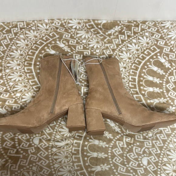 A New Day Tan Heeled Boots with Rounded Toe - Picture 10 of 10